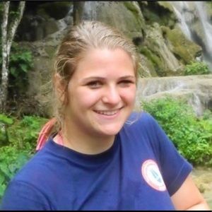 Meet your Posher, Brooke